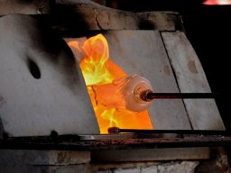 Tavení  skla dřevem 2022