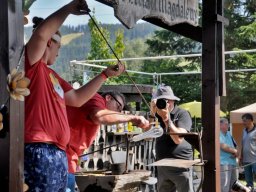 Tavení  skla dřevem 2022